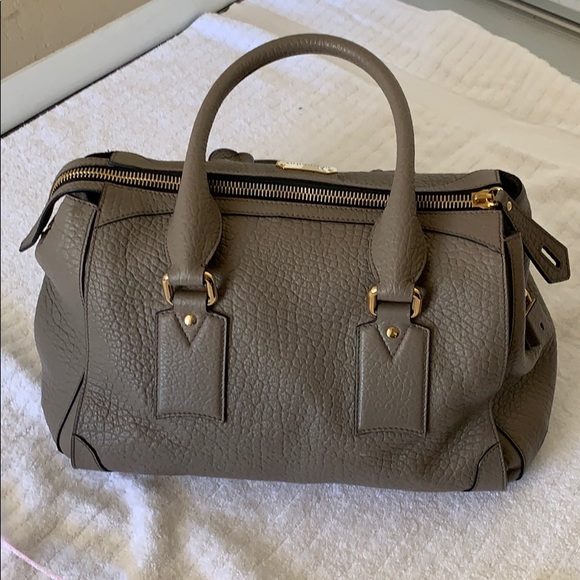 SOLD ~ Perfect Fall Bag - Burberry Gladstone Tote 🍂 - Picture 6 of 8